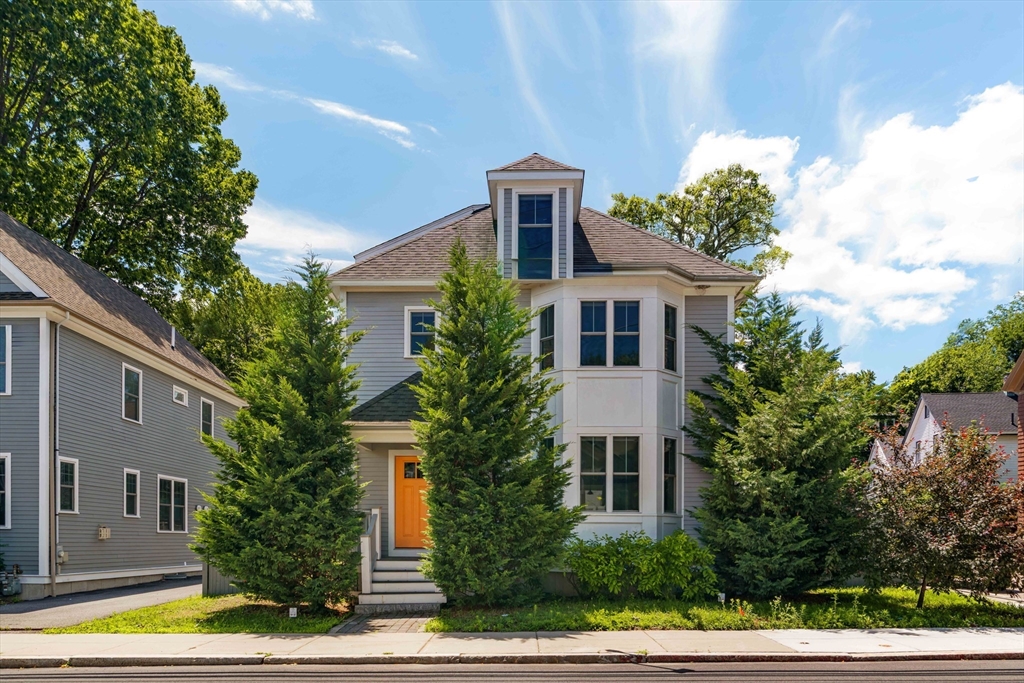 29 Neponset Ave