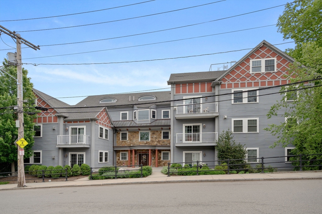224 Florence Street # 3