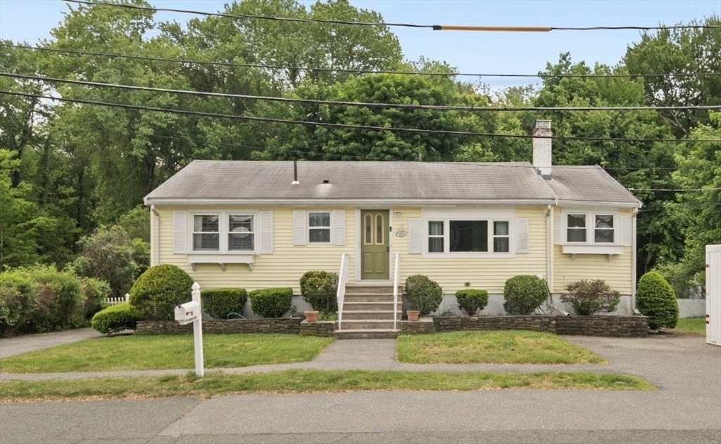 12 Karen Rd