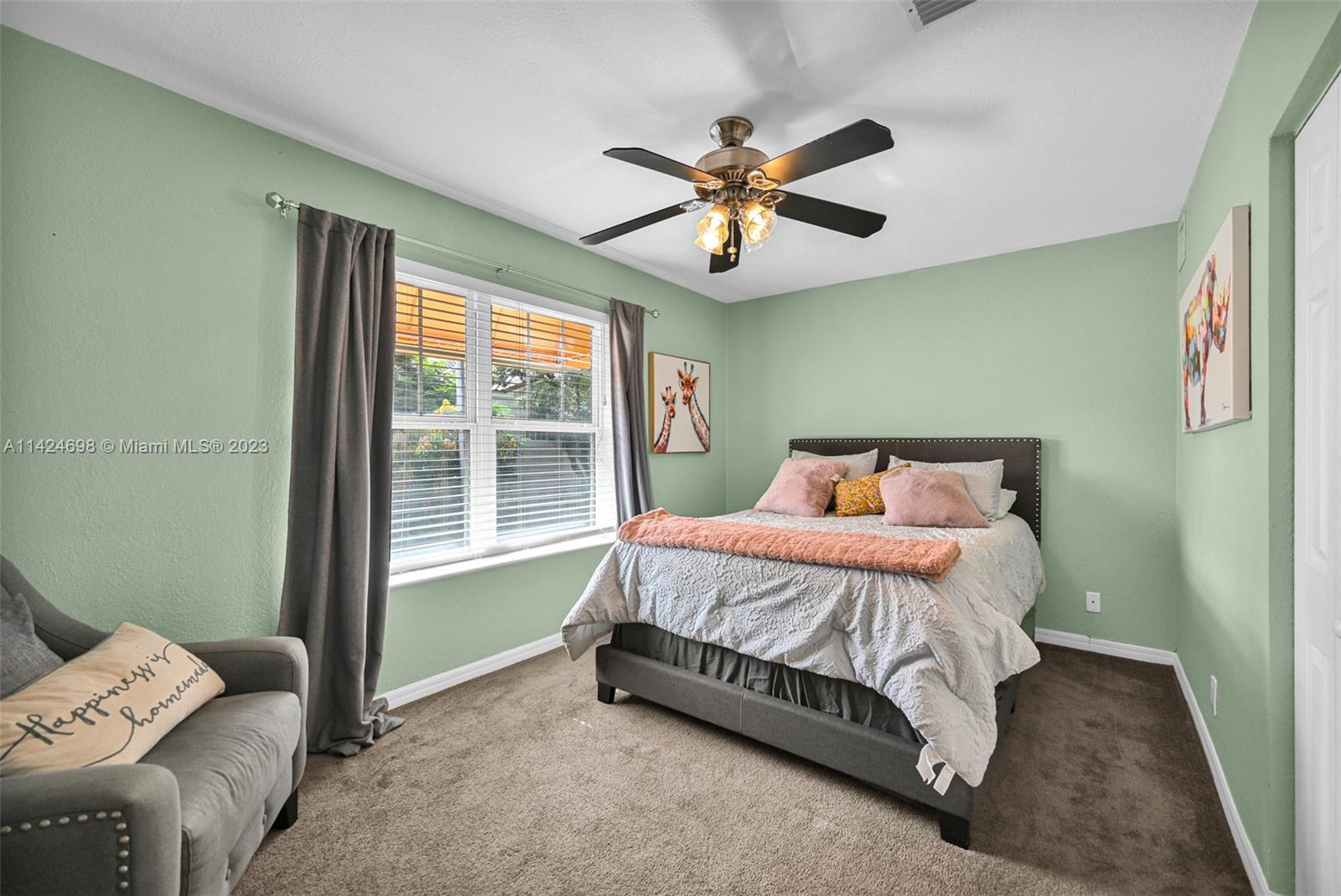 638 NW 2nd Ave # 638