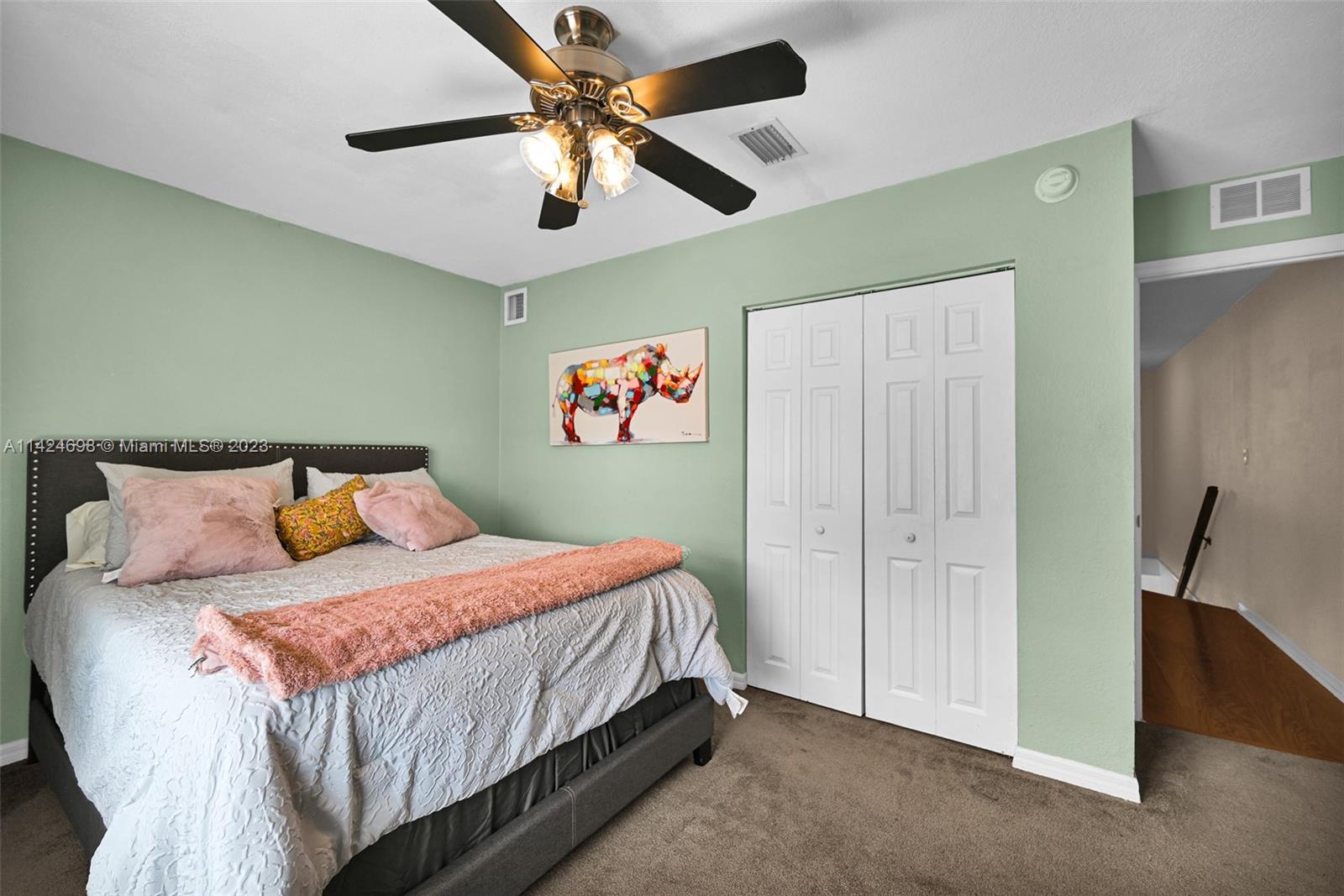638 NW 2nd Ave # 638