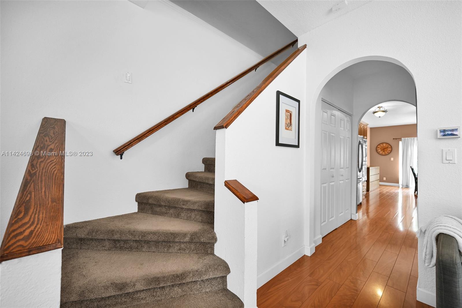 638 NW 2nd Ave # 638
