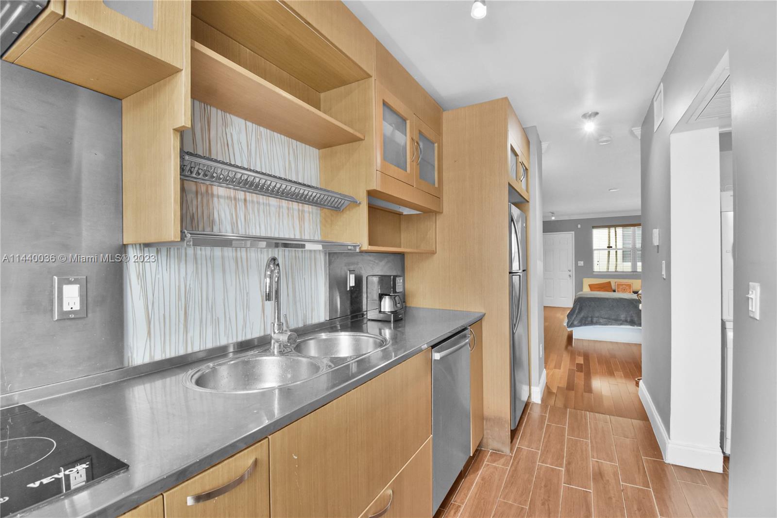 1340 Drexel Ave # 305