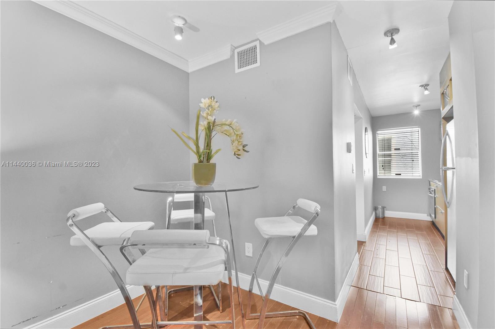1340 Drexel Ave # 305