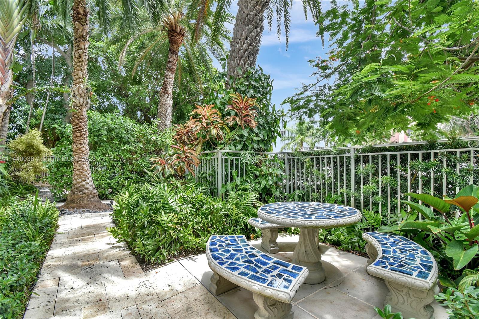 1340 Drexel Ave # 305