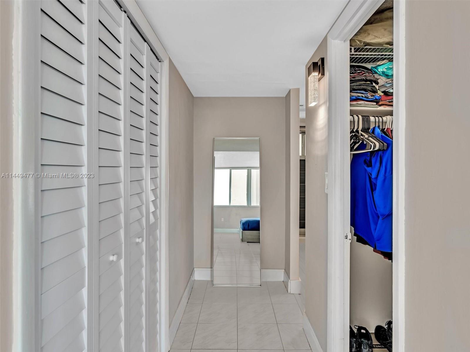 1345 Lincoln Rd # 706