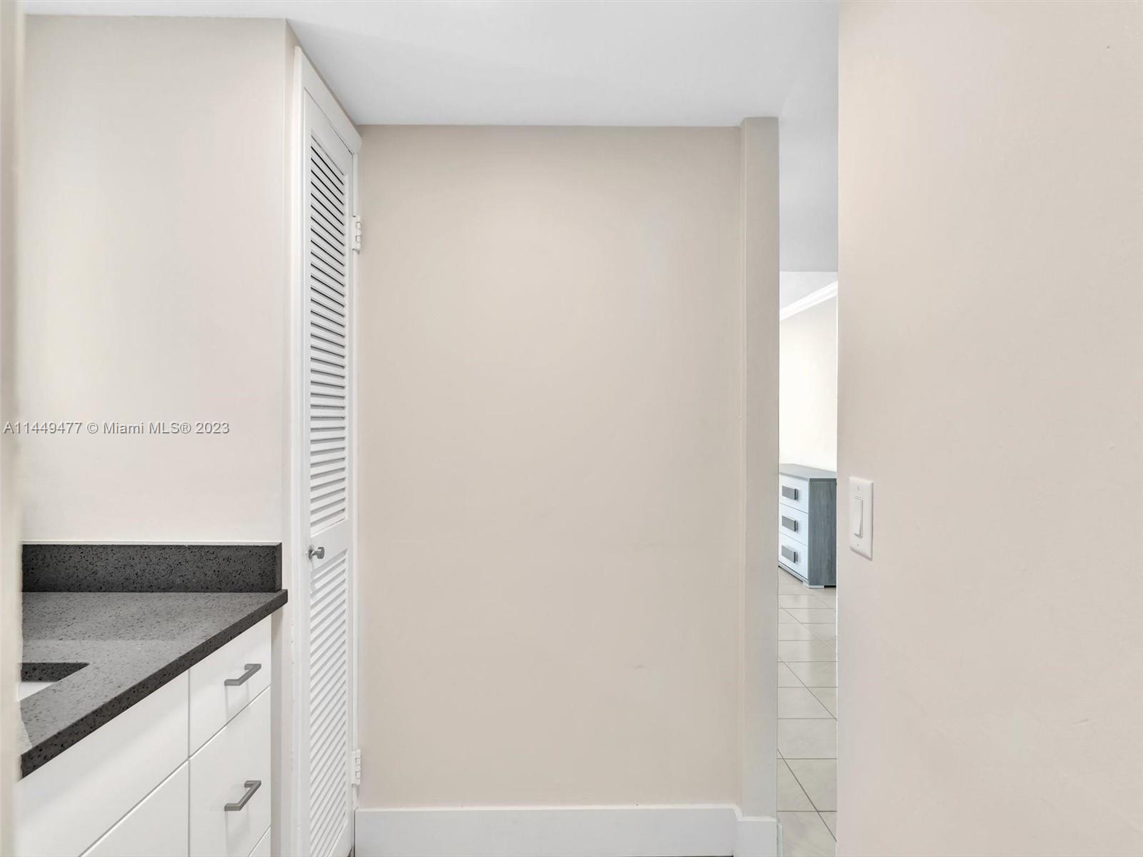 1345 Lincoln Rd # 706