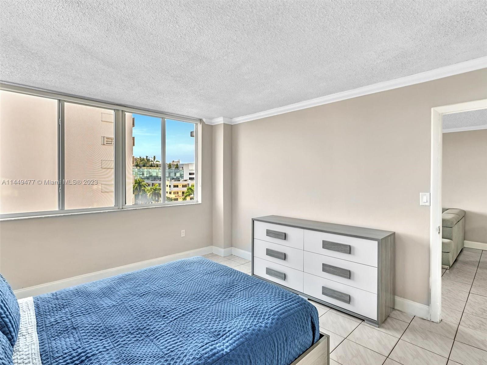 1345 Lincoln Rd # 706