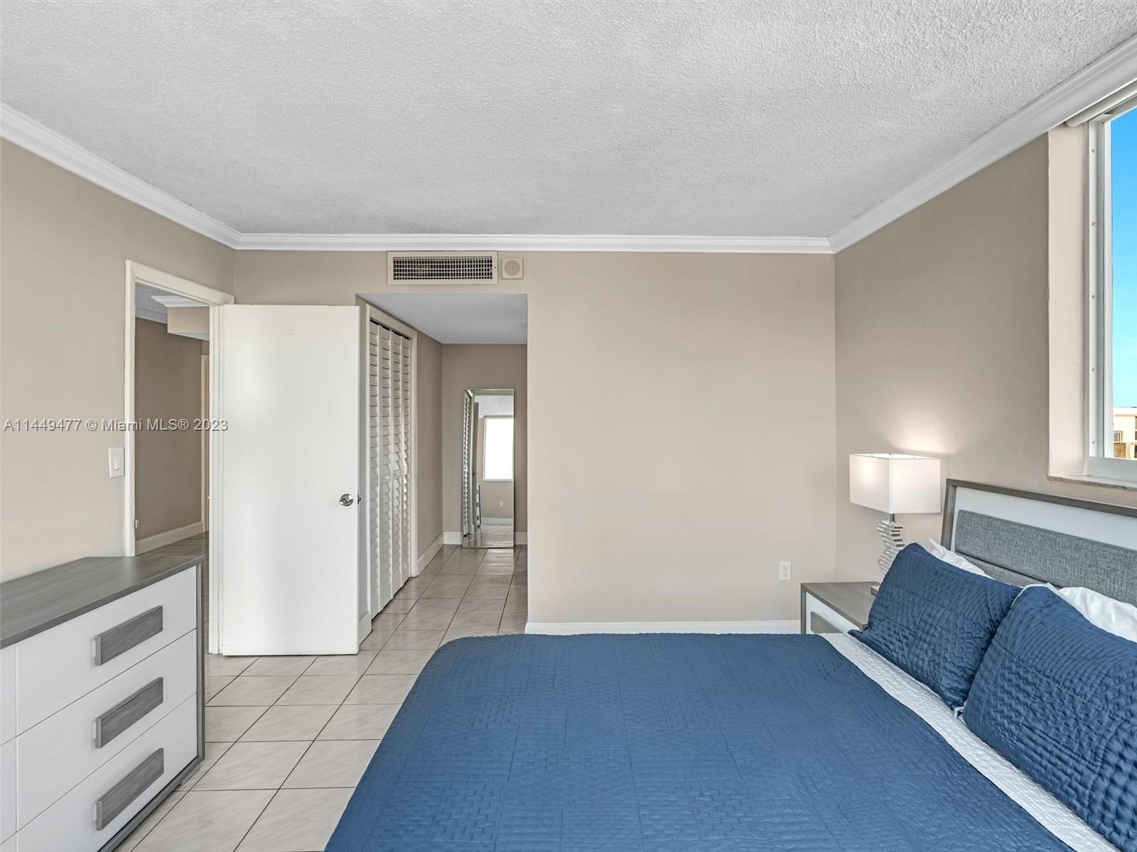 1345 Lincoln Rd # 706