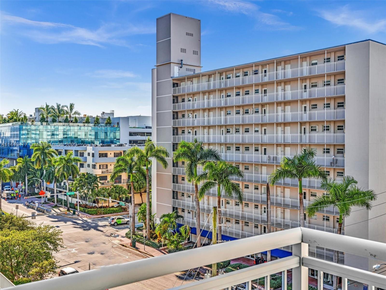 1345 Lincoln Rd # 706