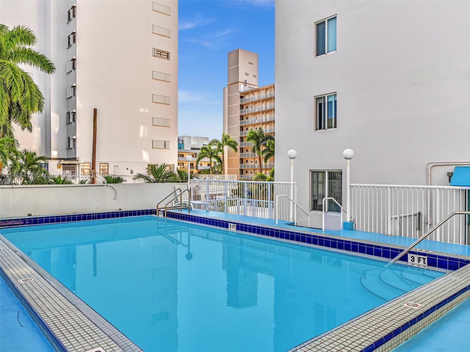 1345 Lincoln Rd # 706