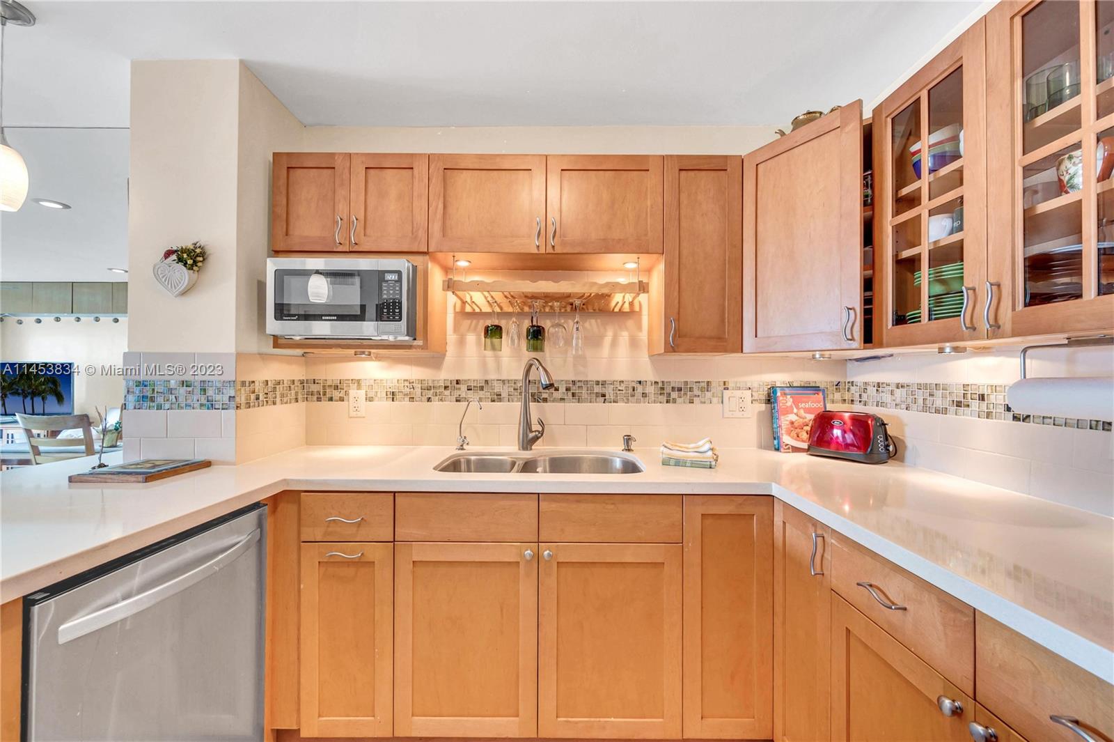 1000 Michigan Ave # 606