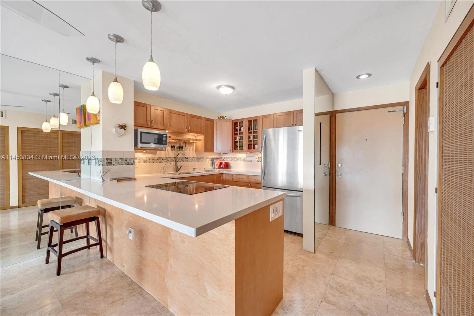 1000 Michigan Ave # 606