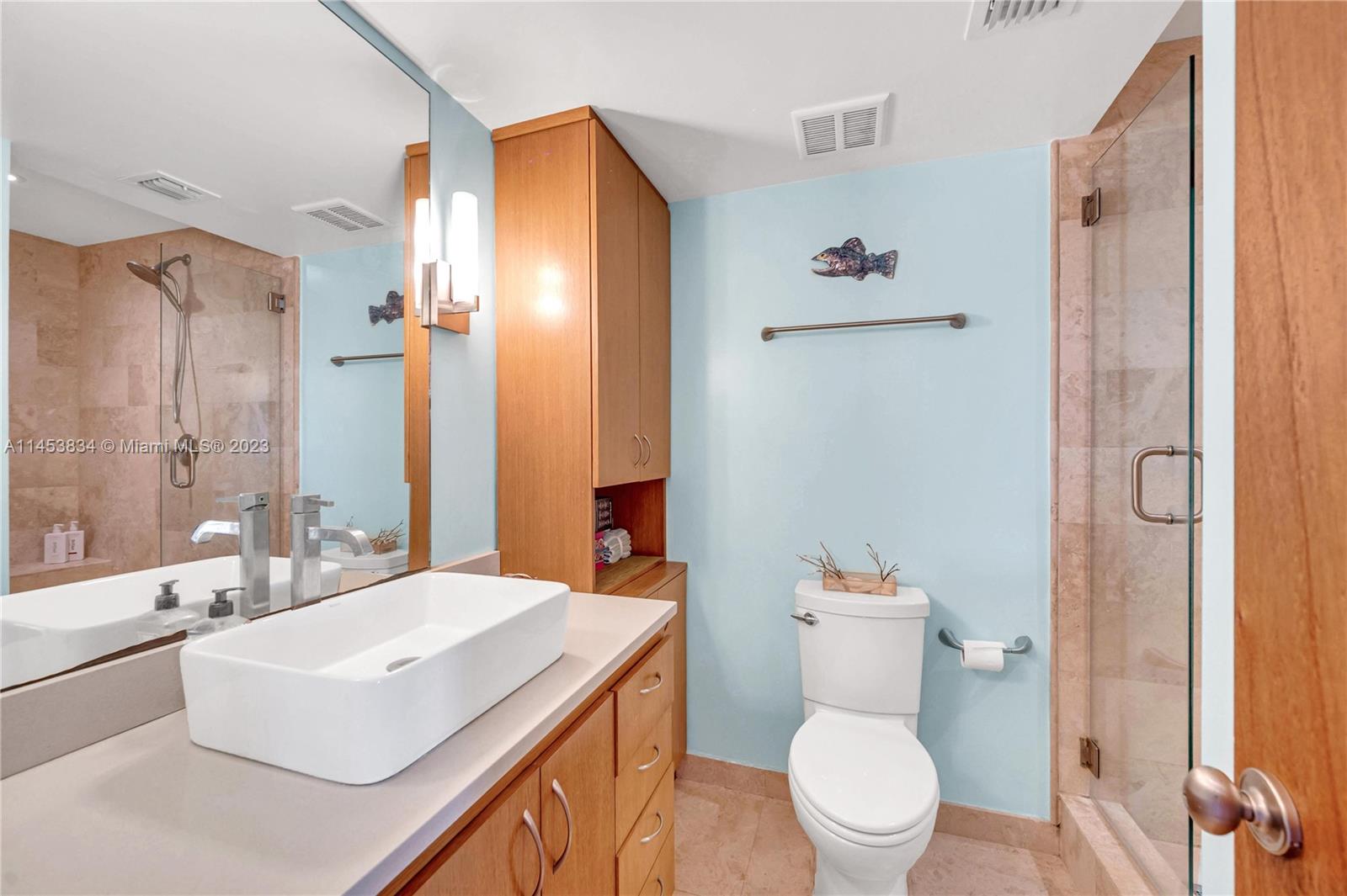 1000 Michigan Ave # 606