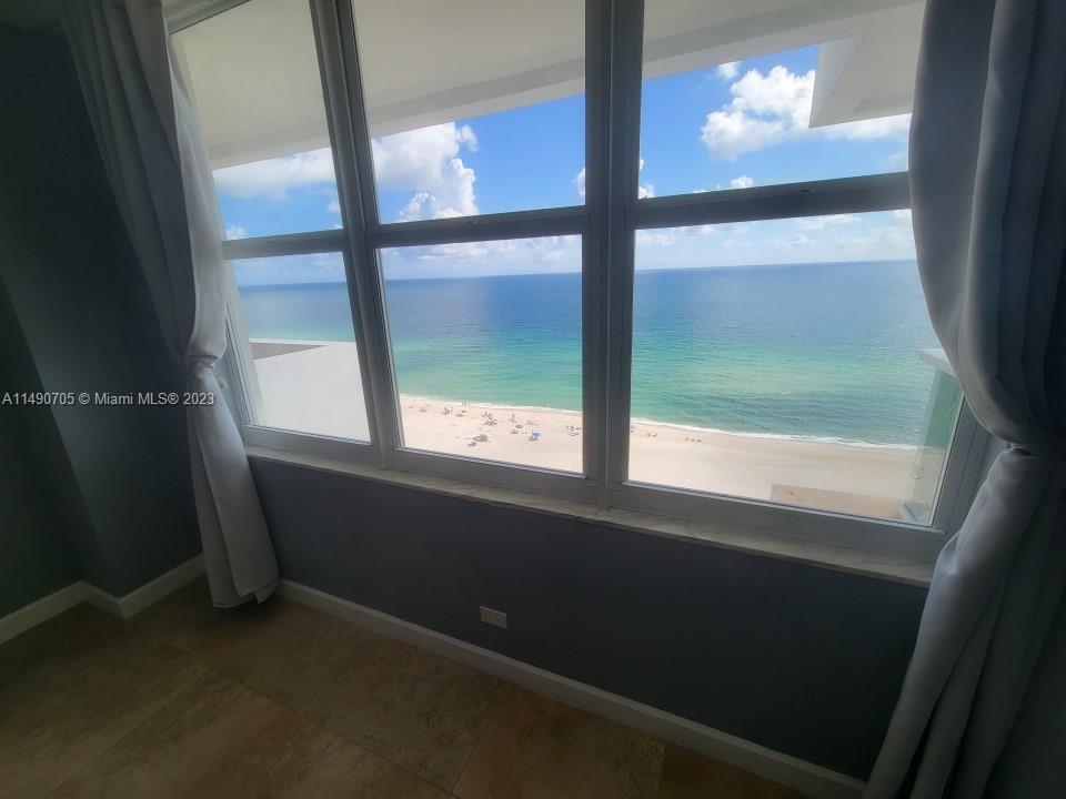 5601 Collins Ave # 1711