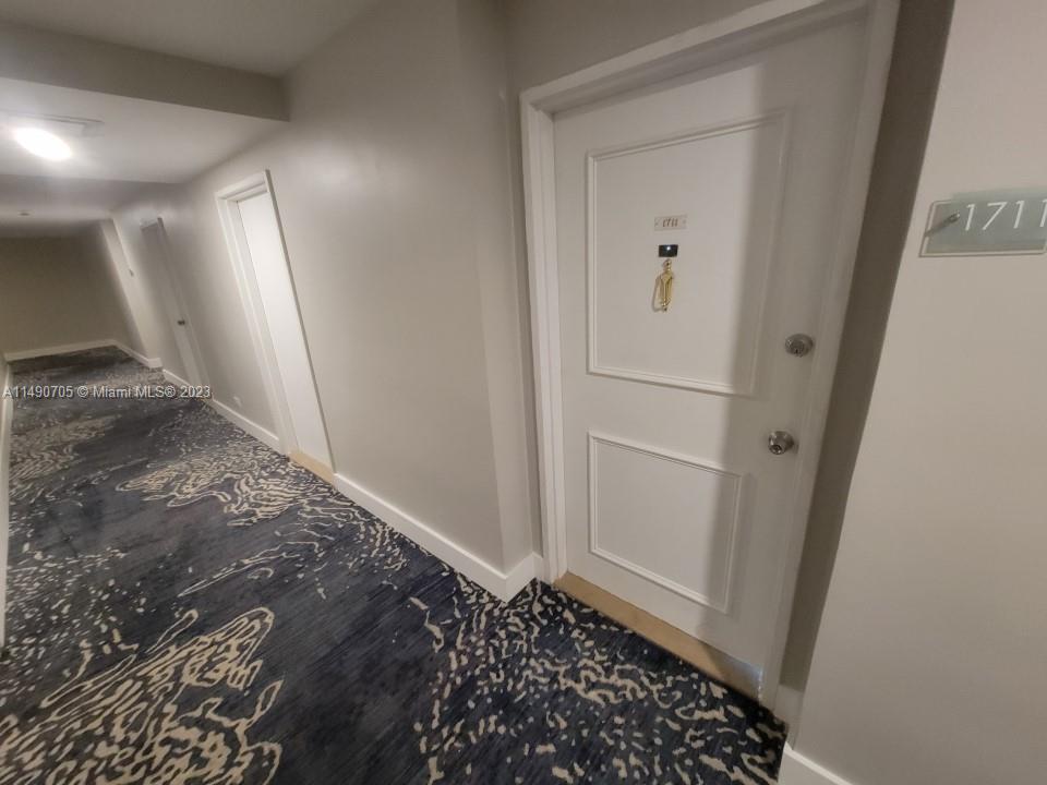 5601 Collins Ave # 1711