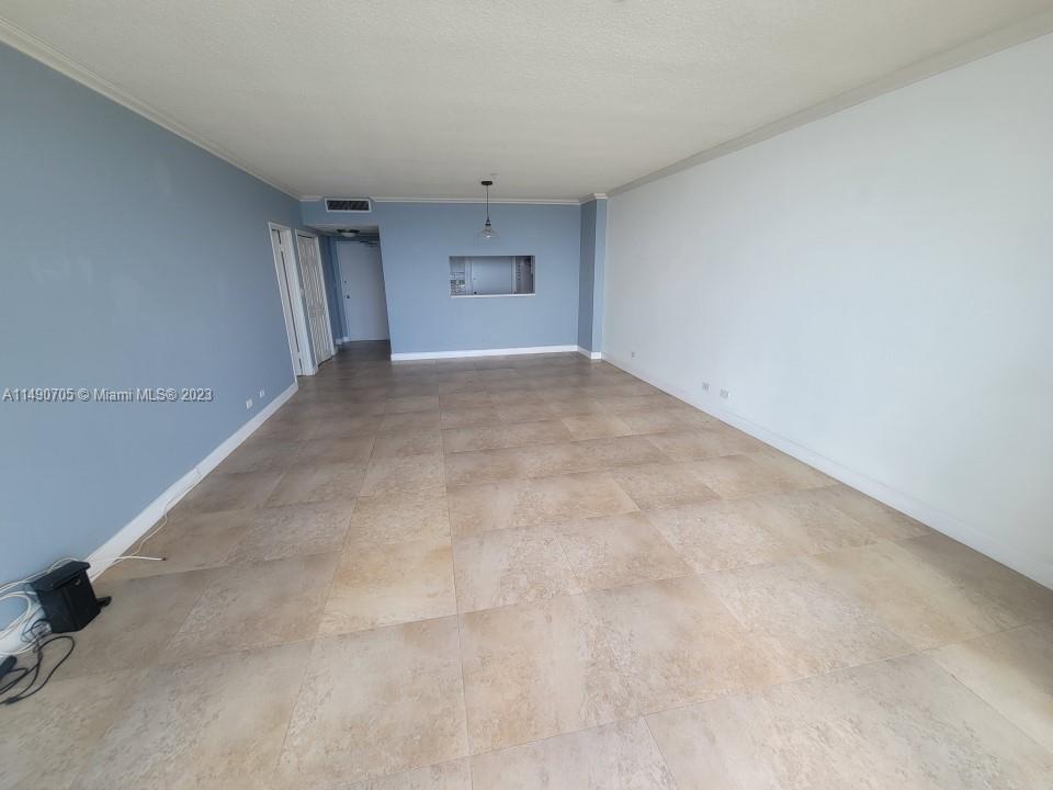 5601 Collins Ave # 1711