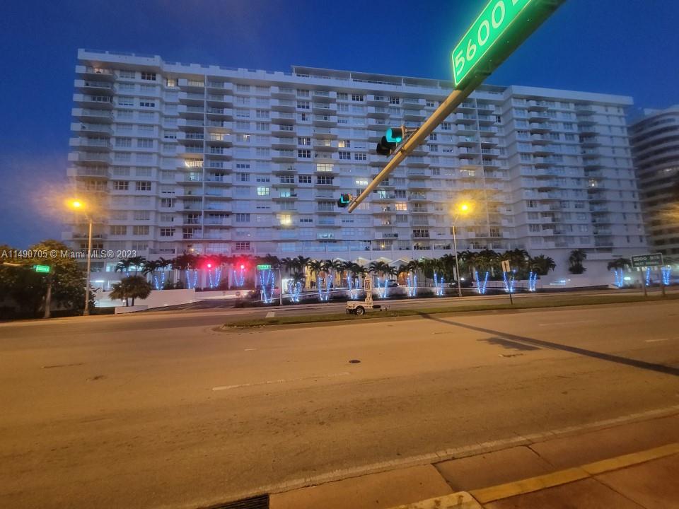 5601 Collins Ave # 1711