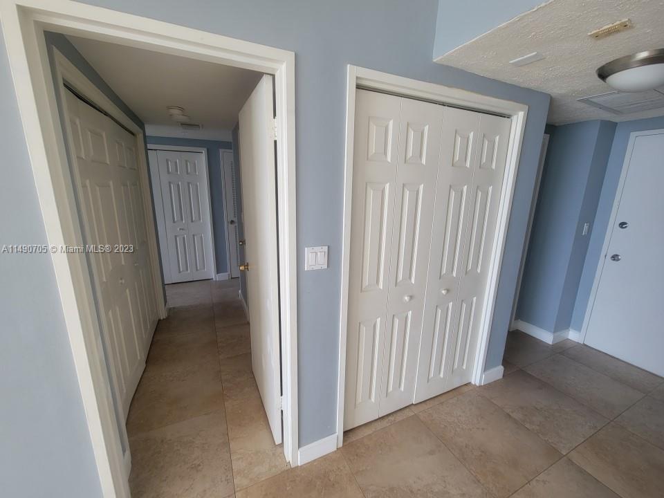5601 Collins Ave # 1711