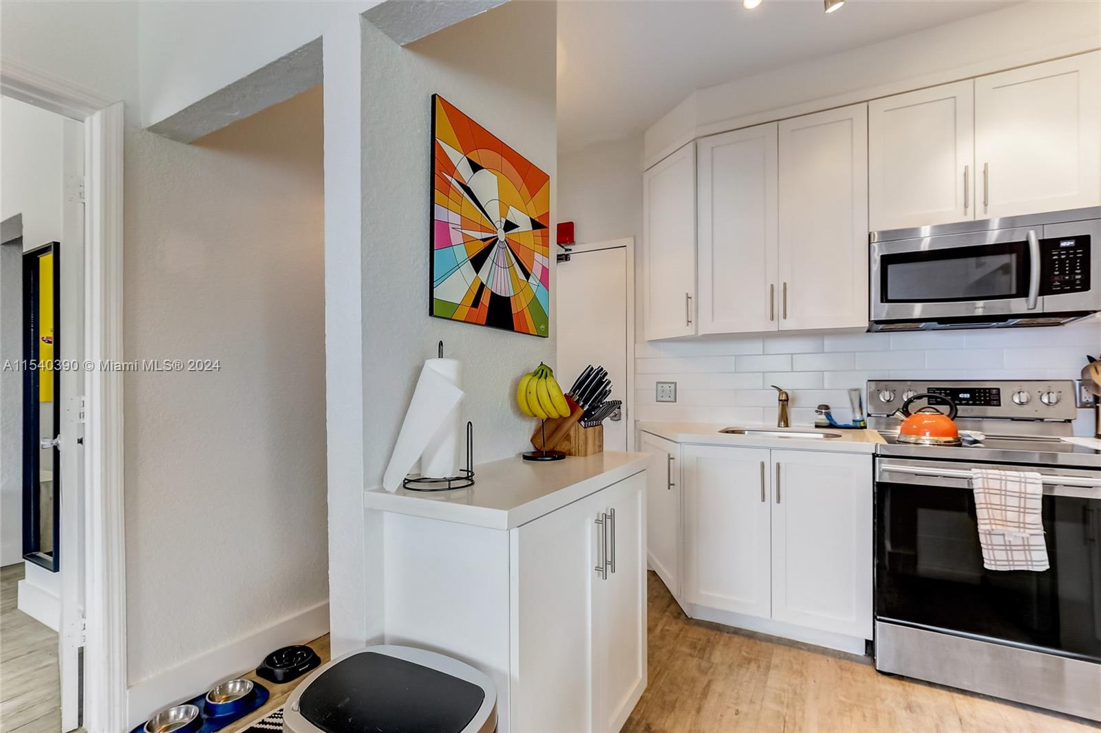 820 Euclid Ave # 301