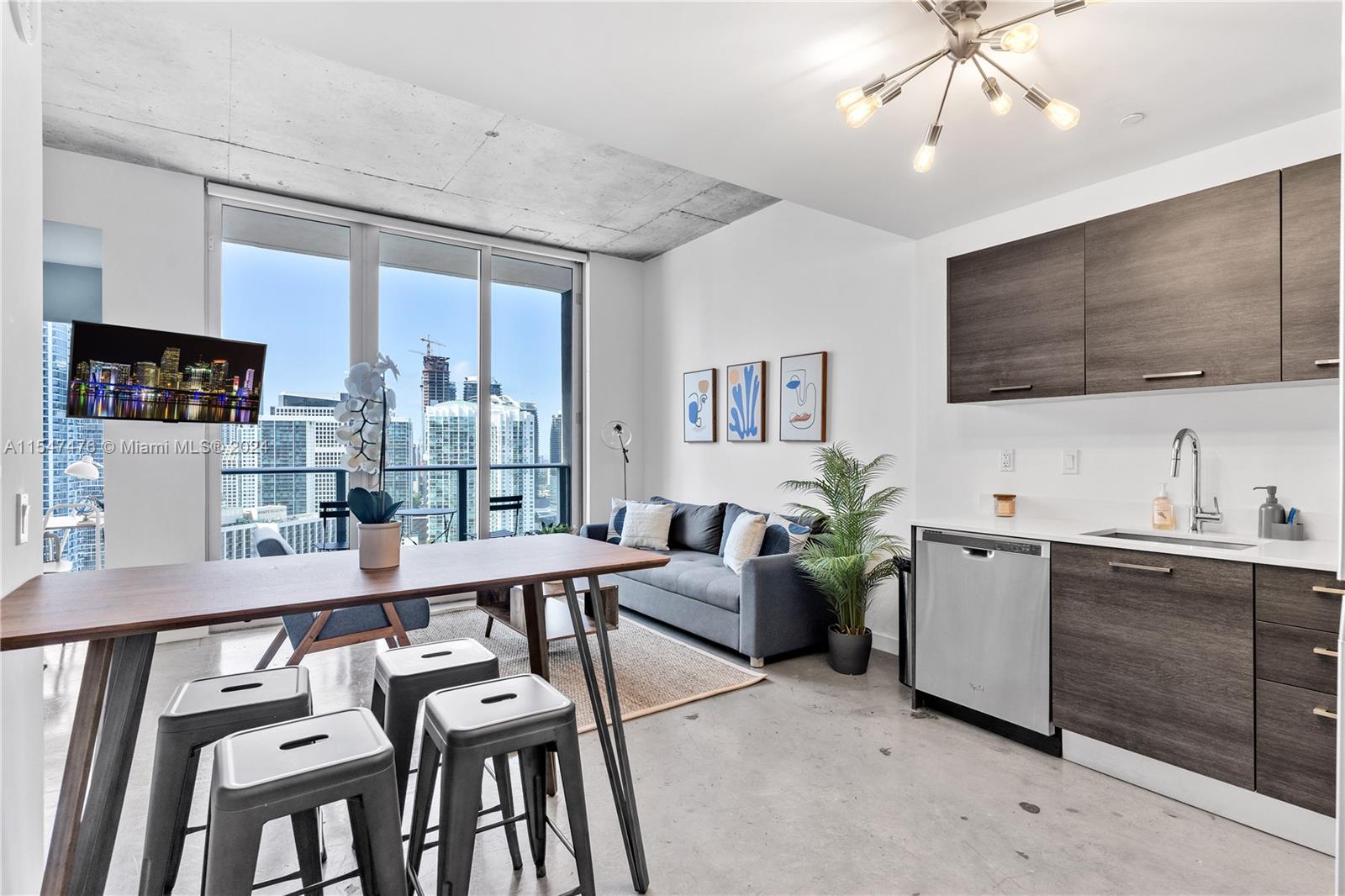 151 SE 1st St # 3203