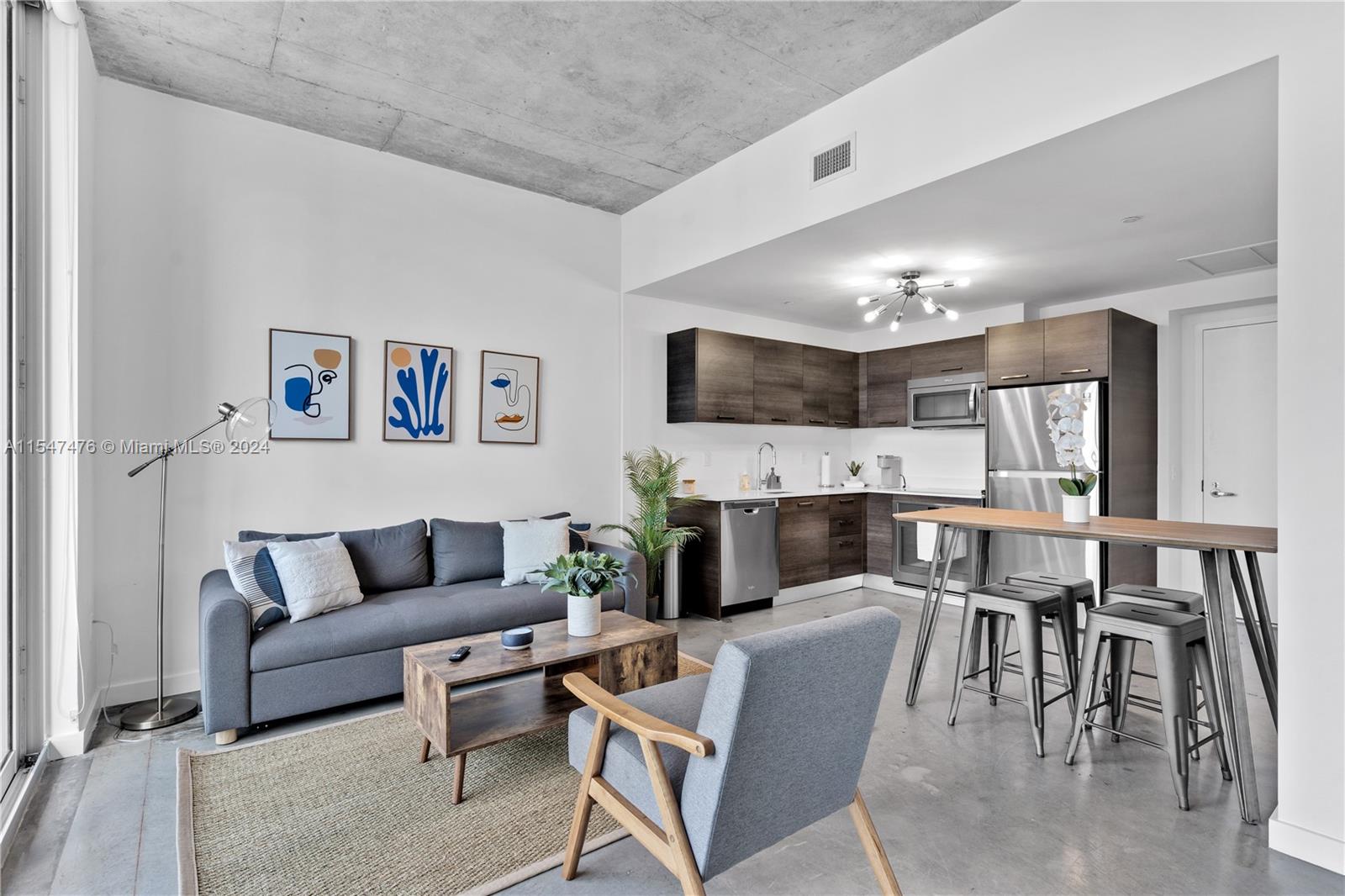 151 SE 1st St # 3203