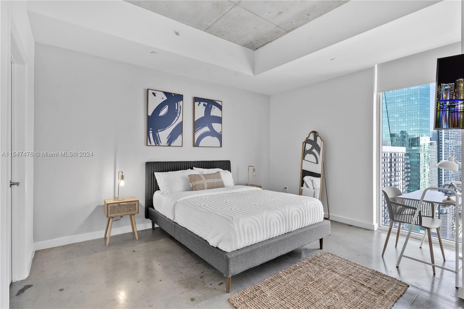 151 SE 1st St # 3203