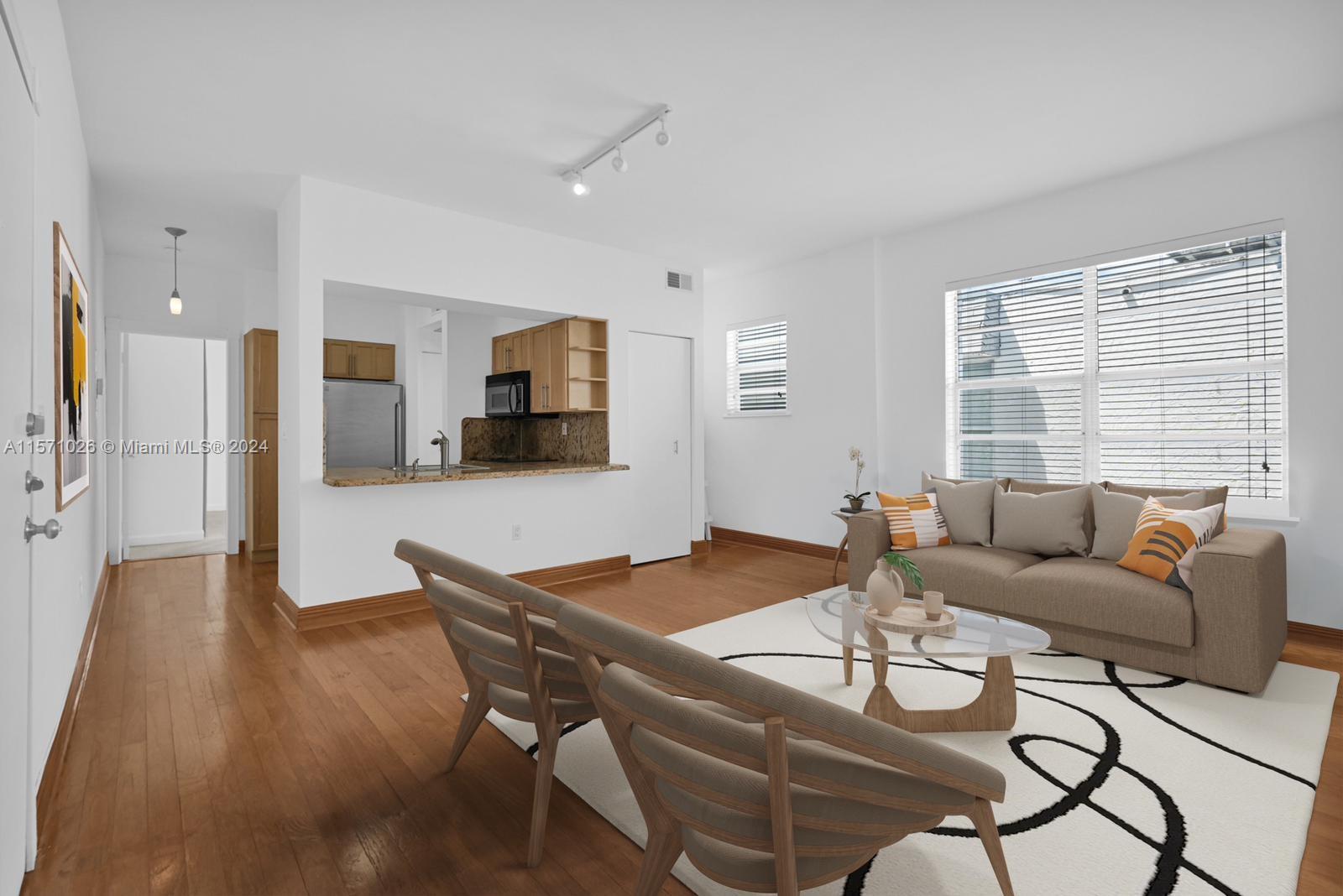 1200 Euclid Ave # 204