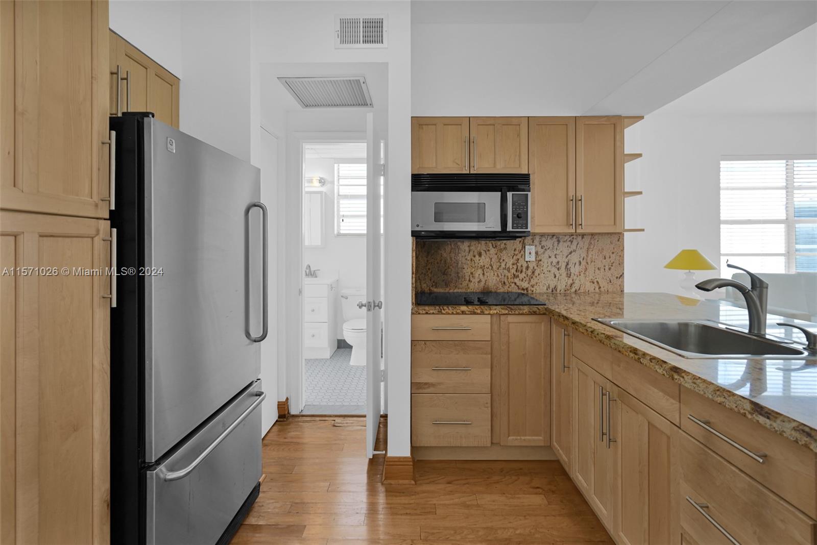 1200 Euclid Ave # 204