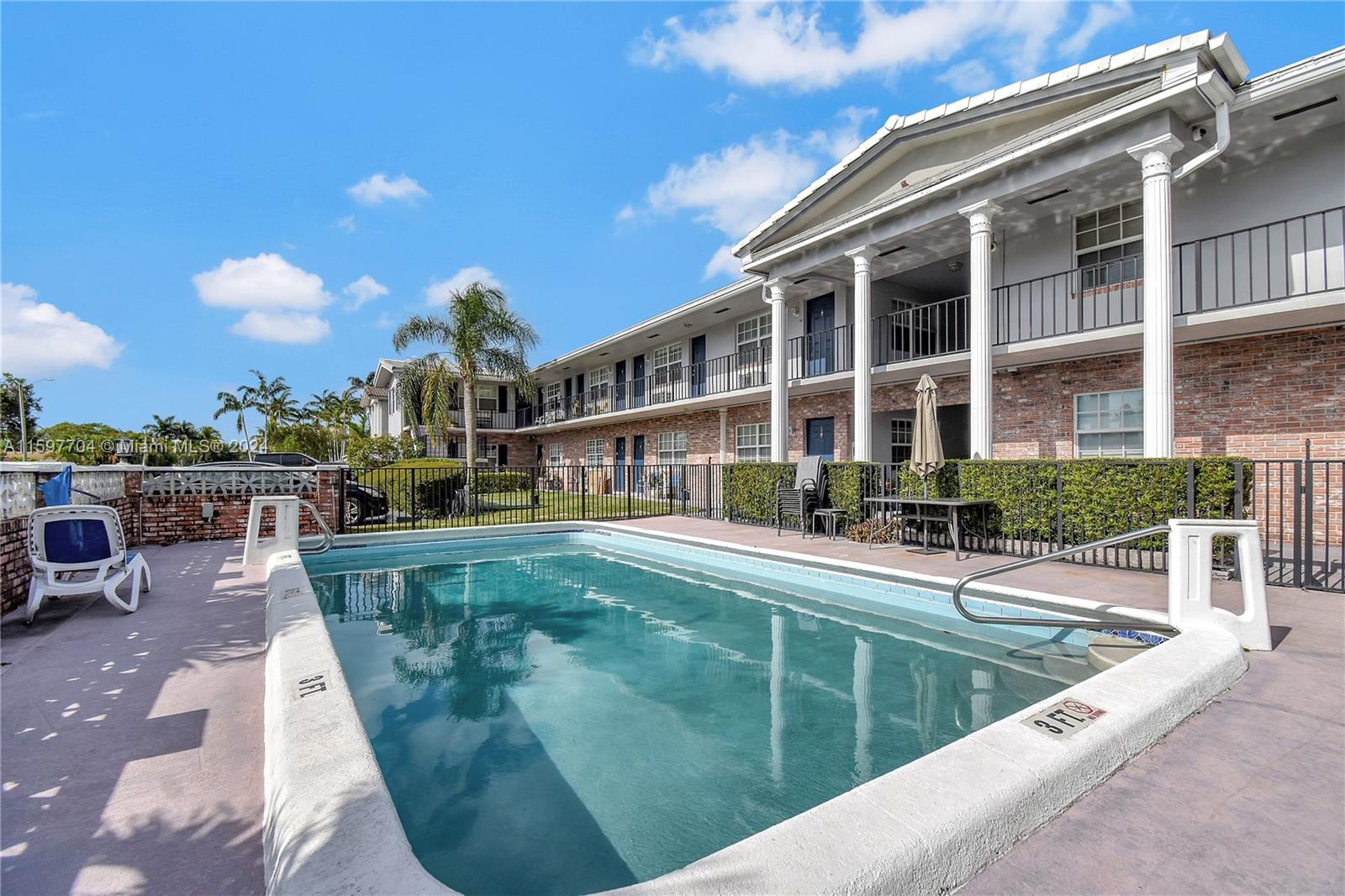 2701 Middle River Dr # 3
