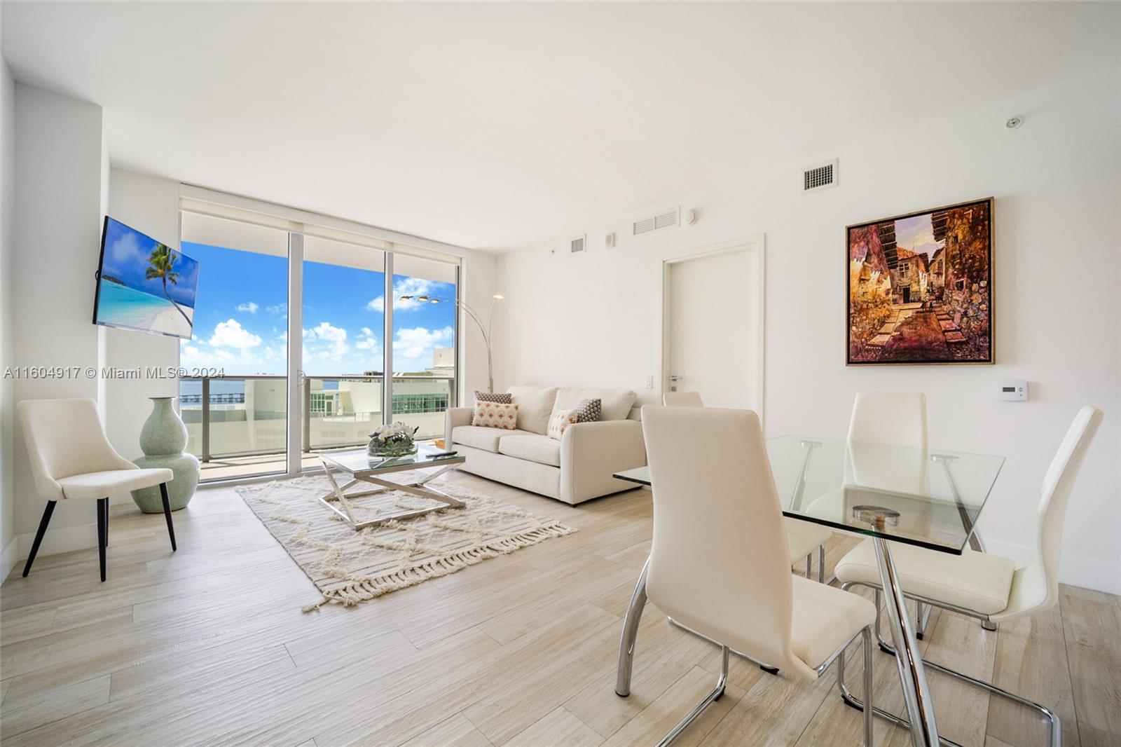 1300 Brickell Bay Dr # 3004