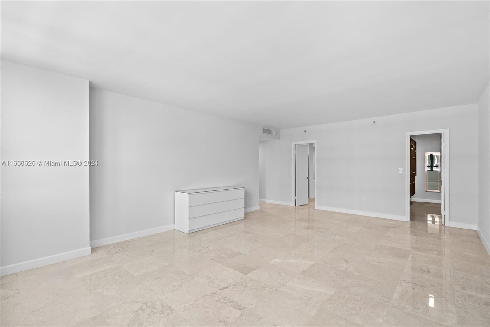 10205 Collins Ave # 1406