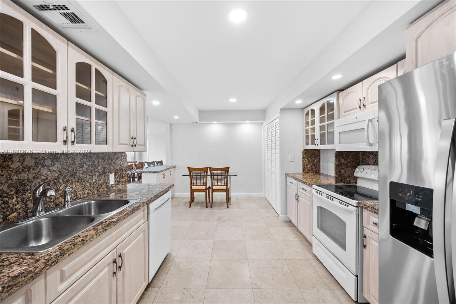 10205 Collins Ave # 1406