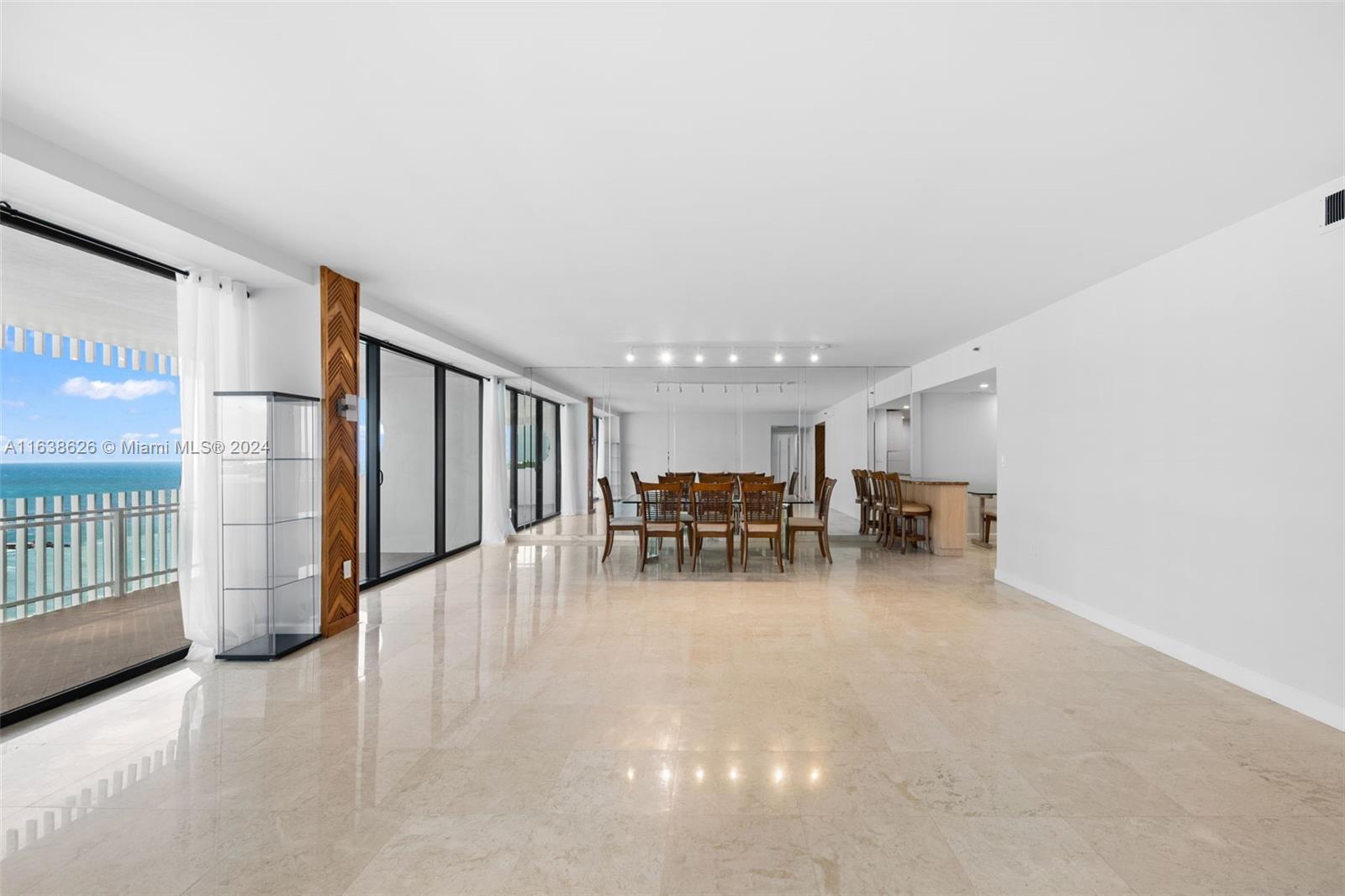 10205 Collins Ave # 1406