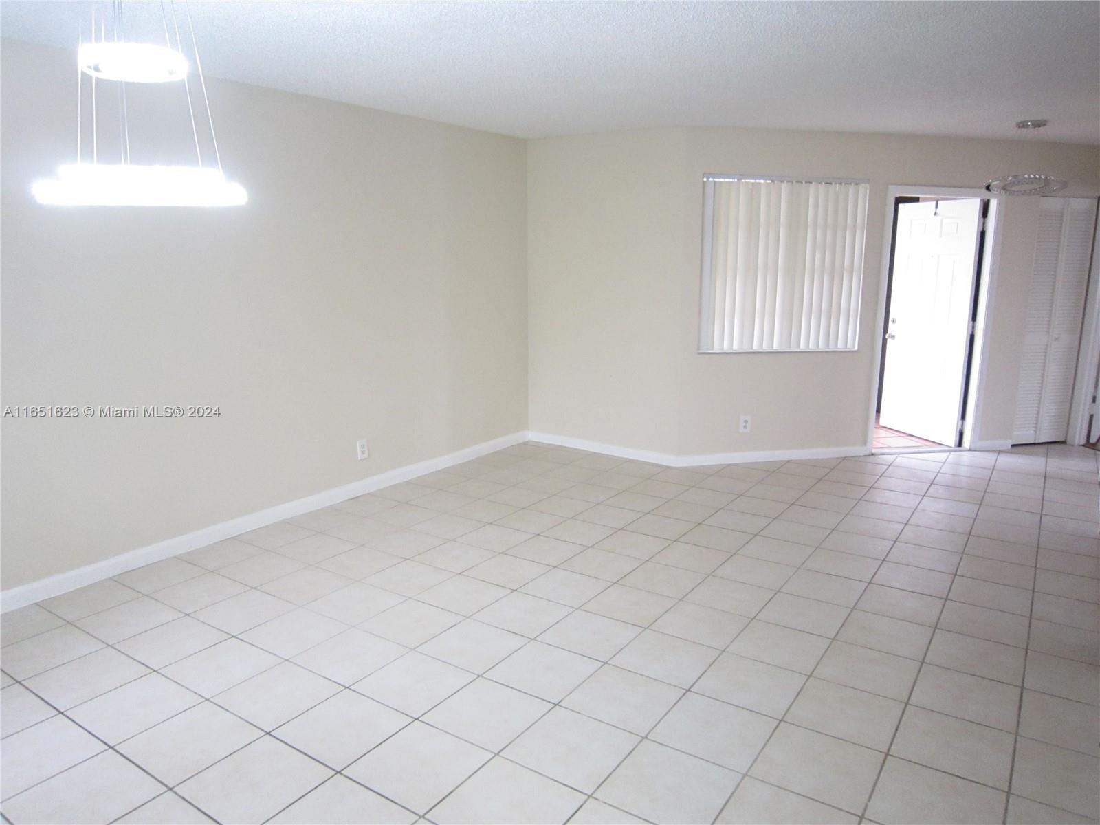 8713 SW 5th St # 101