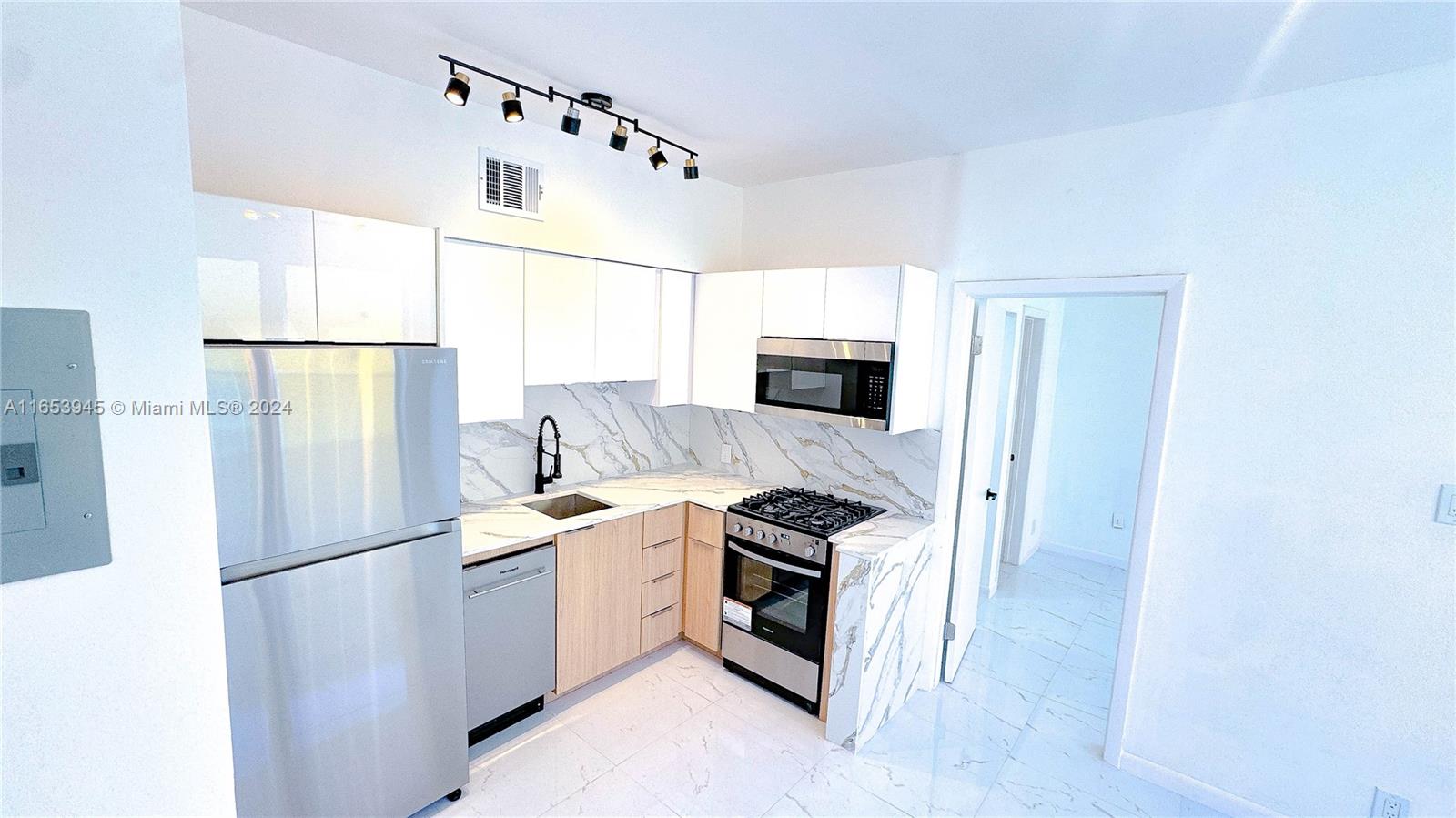 1320 Drexel Ave # 306