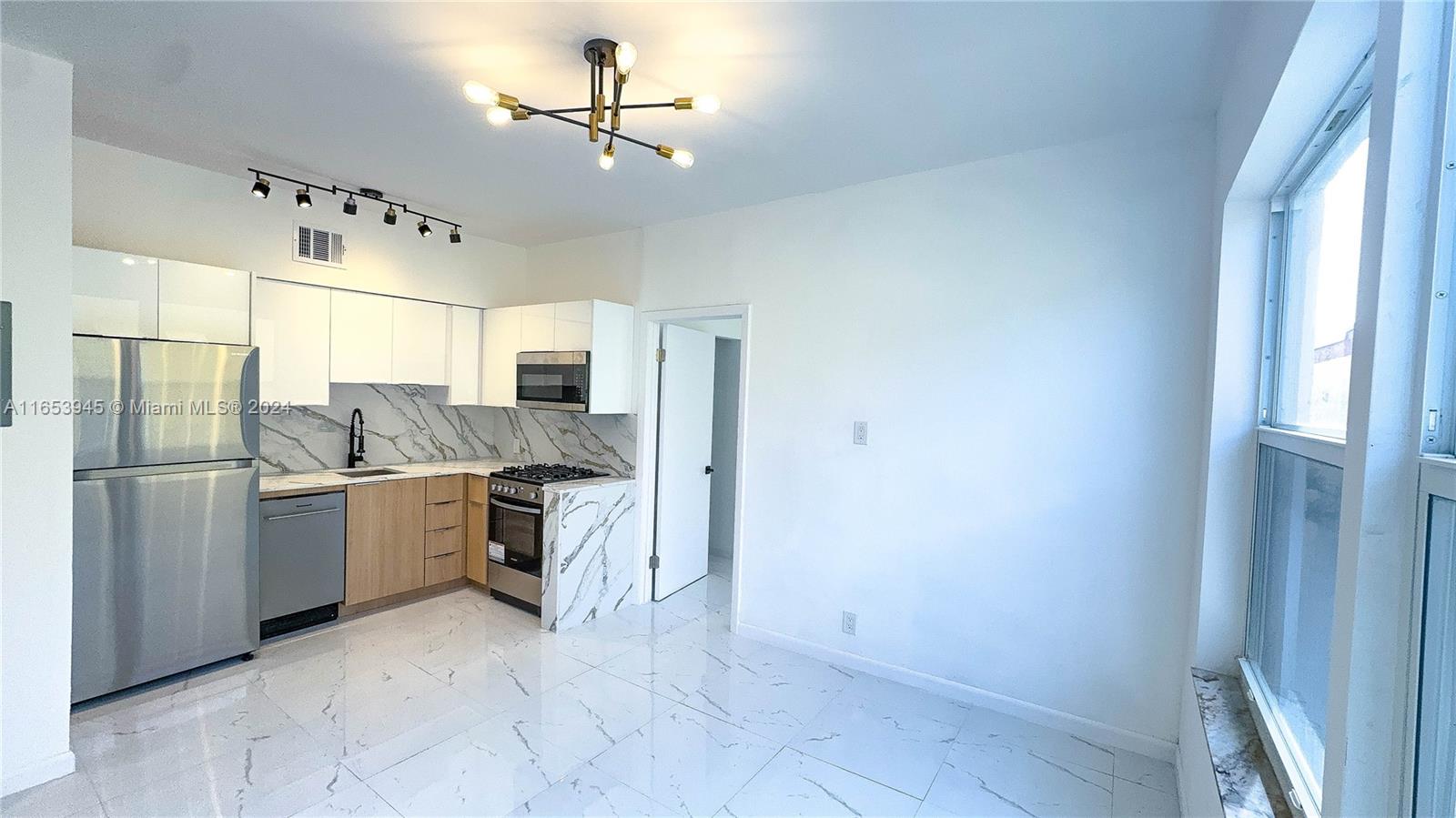 1320 Drexel Ave # 306