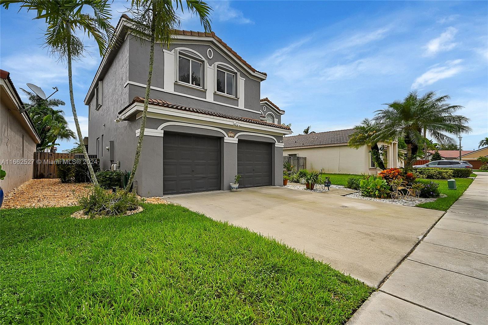 1656 SW 108th Ter