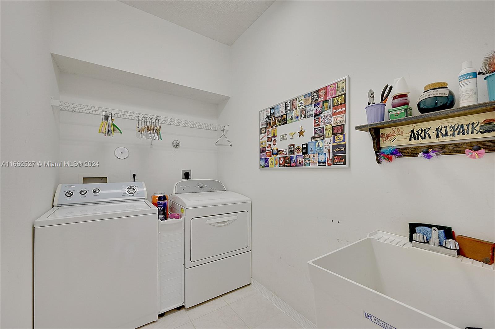 1656 SW 108th Ter