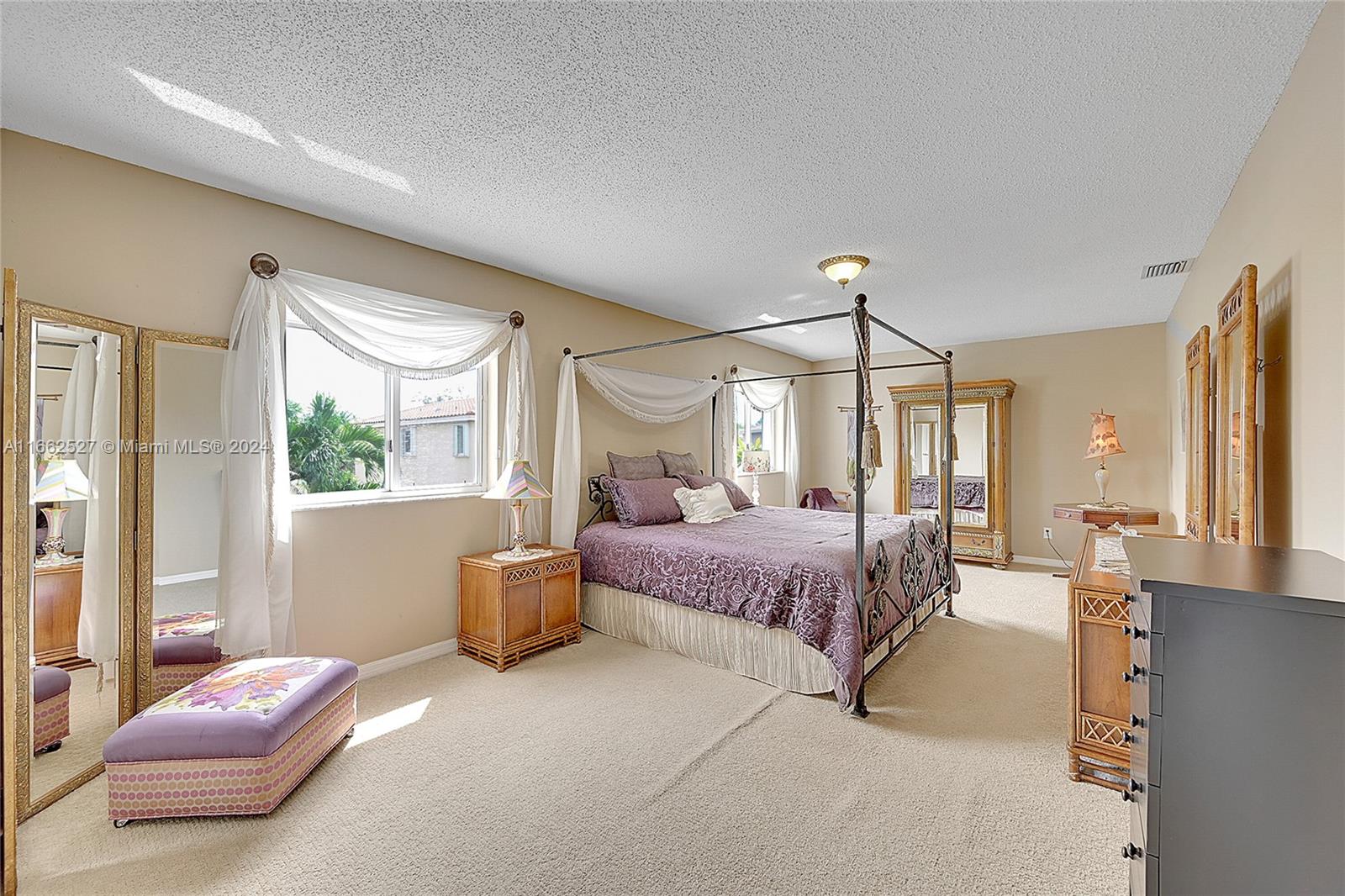 1656 SW 108th Ter