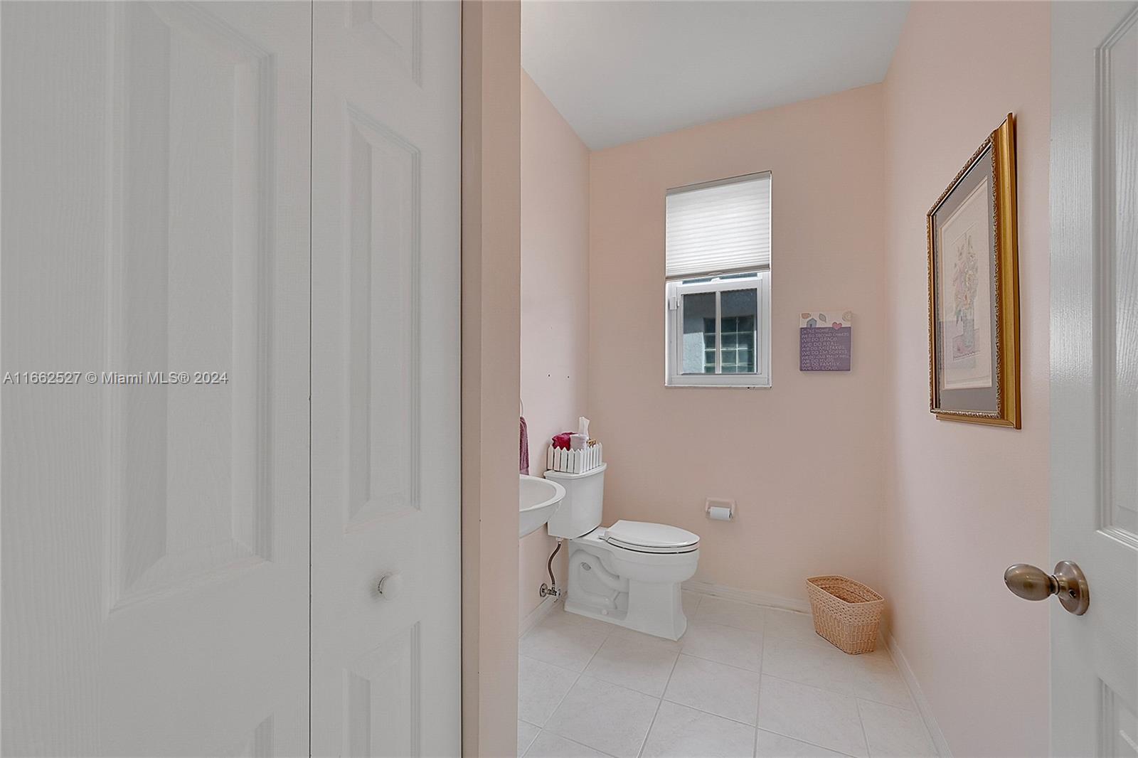 1656 SW 108th Ter