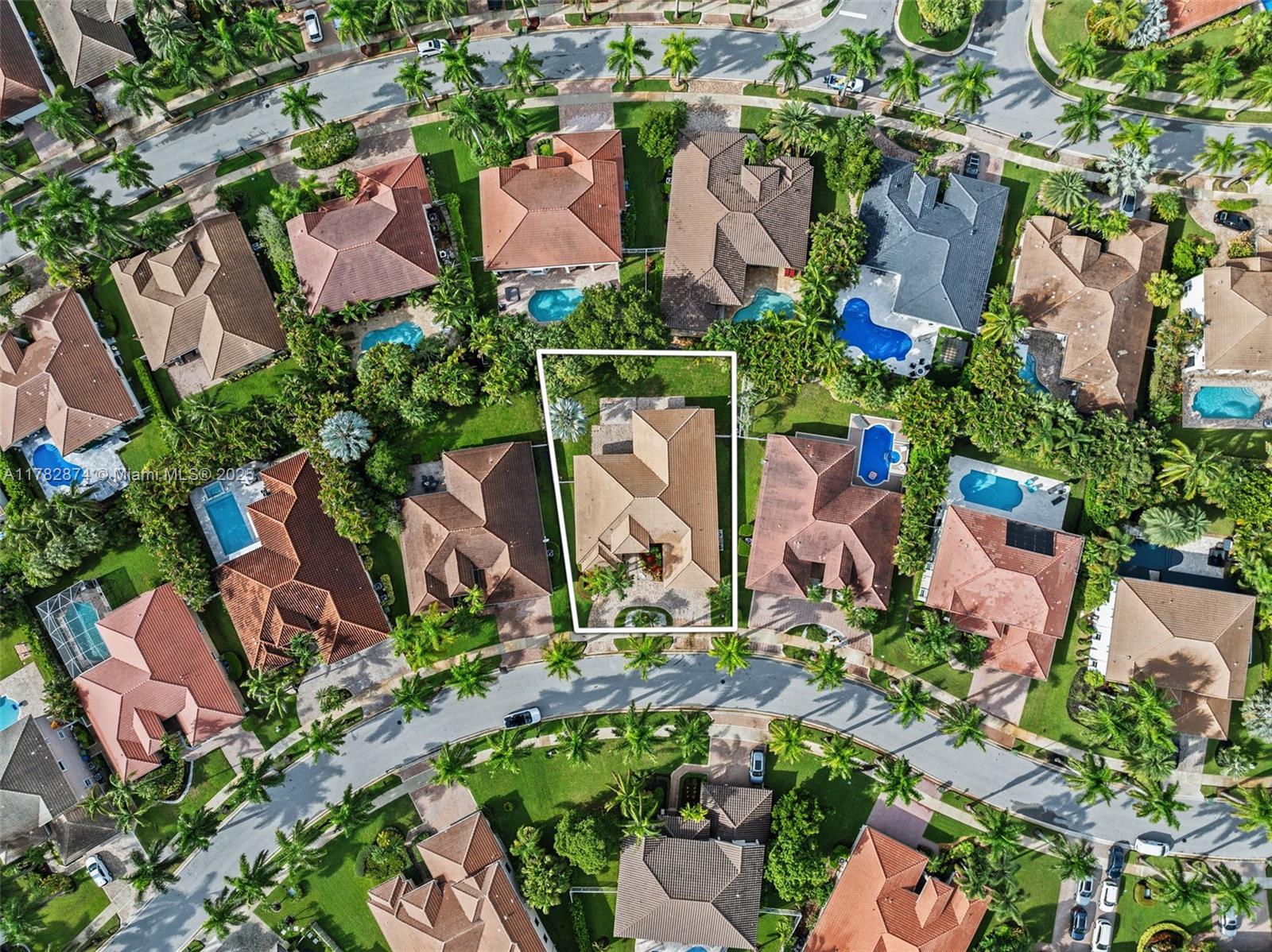 1807 Victoria Pointe Cir