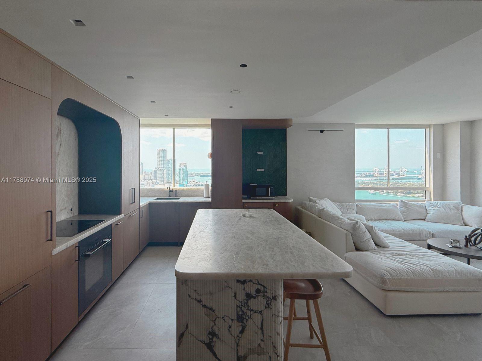 1330 West Ave # 3102