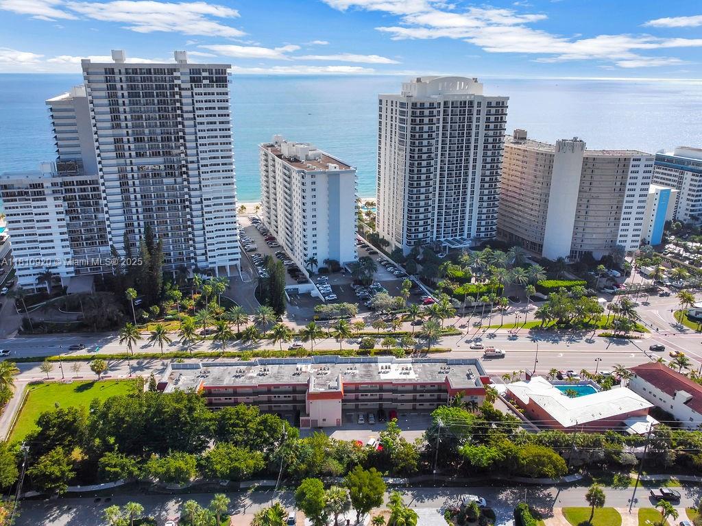 4143 N Ocean Blvd # 304