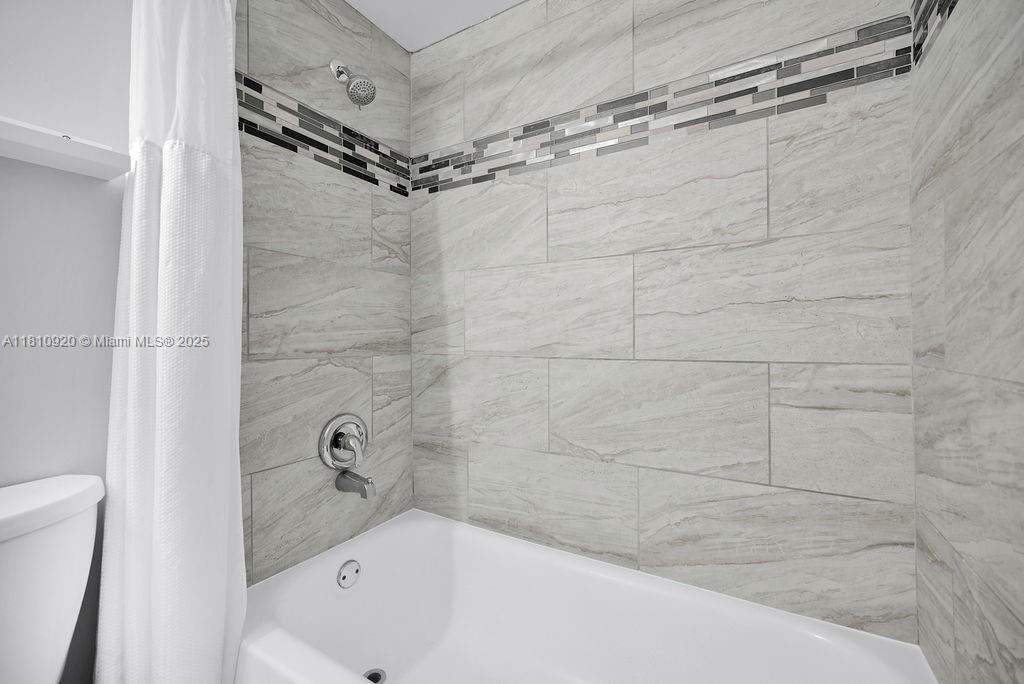 4143 N Ocean Blvd # 304