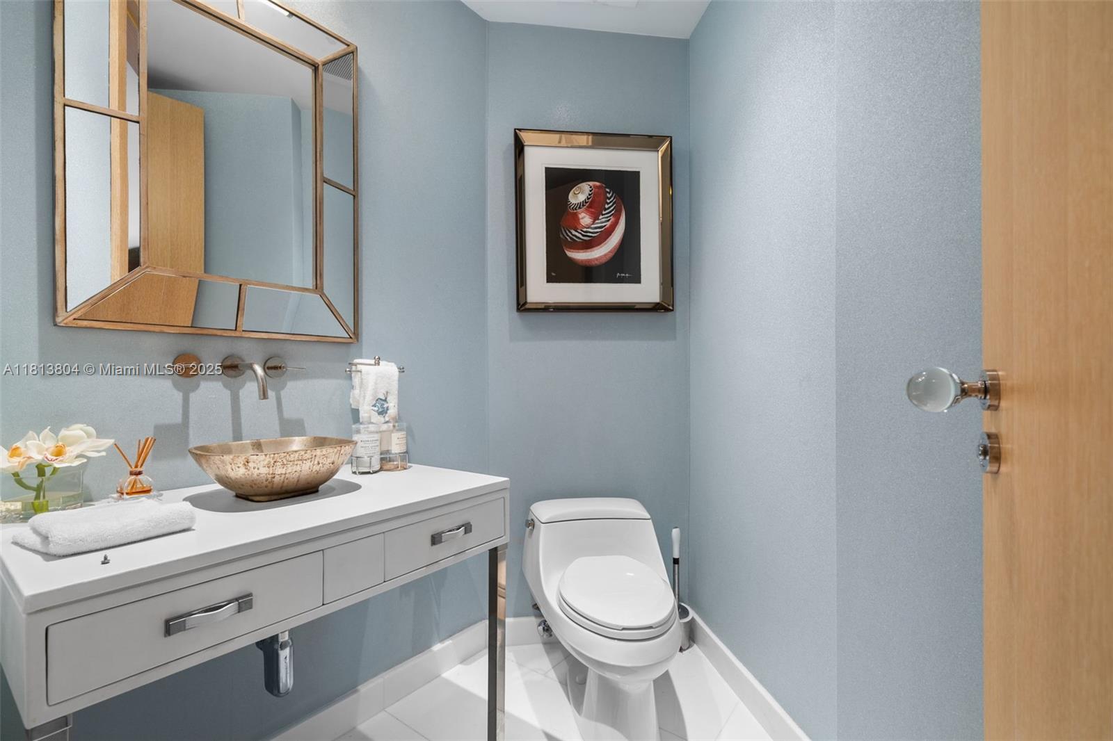 16047 Collins Ave # 1101