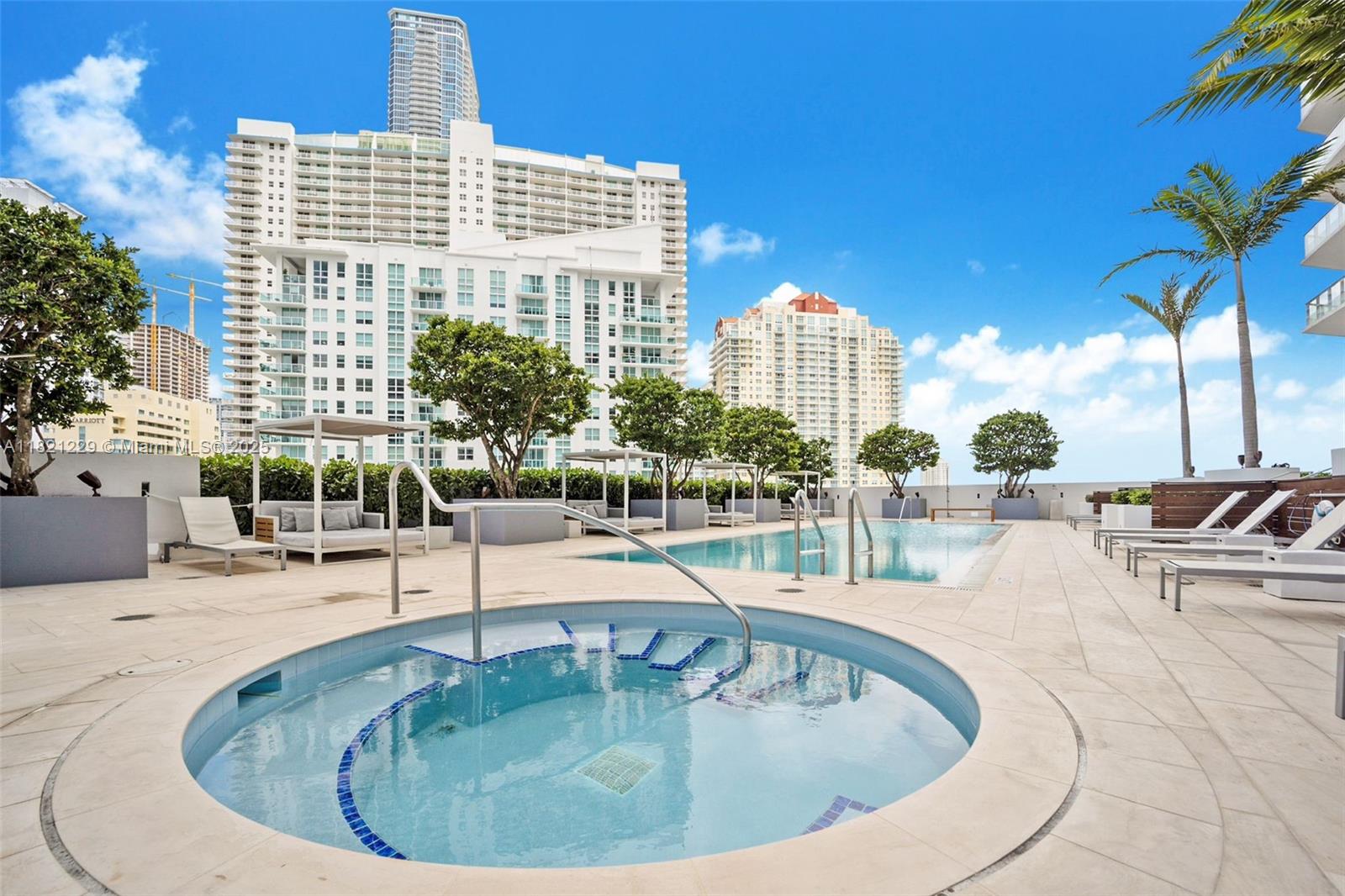 1300 Brickell Bay Dr # 3004