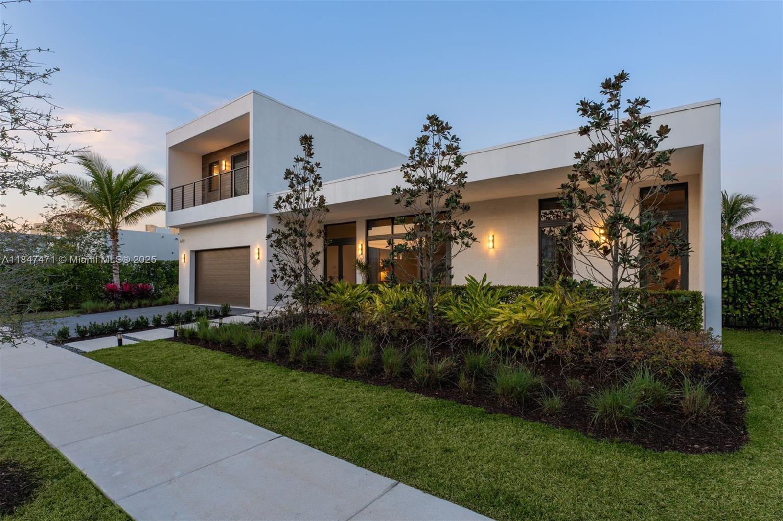 16703 S Botaniko Dr S