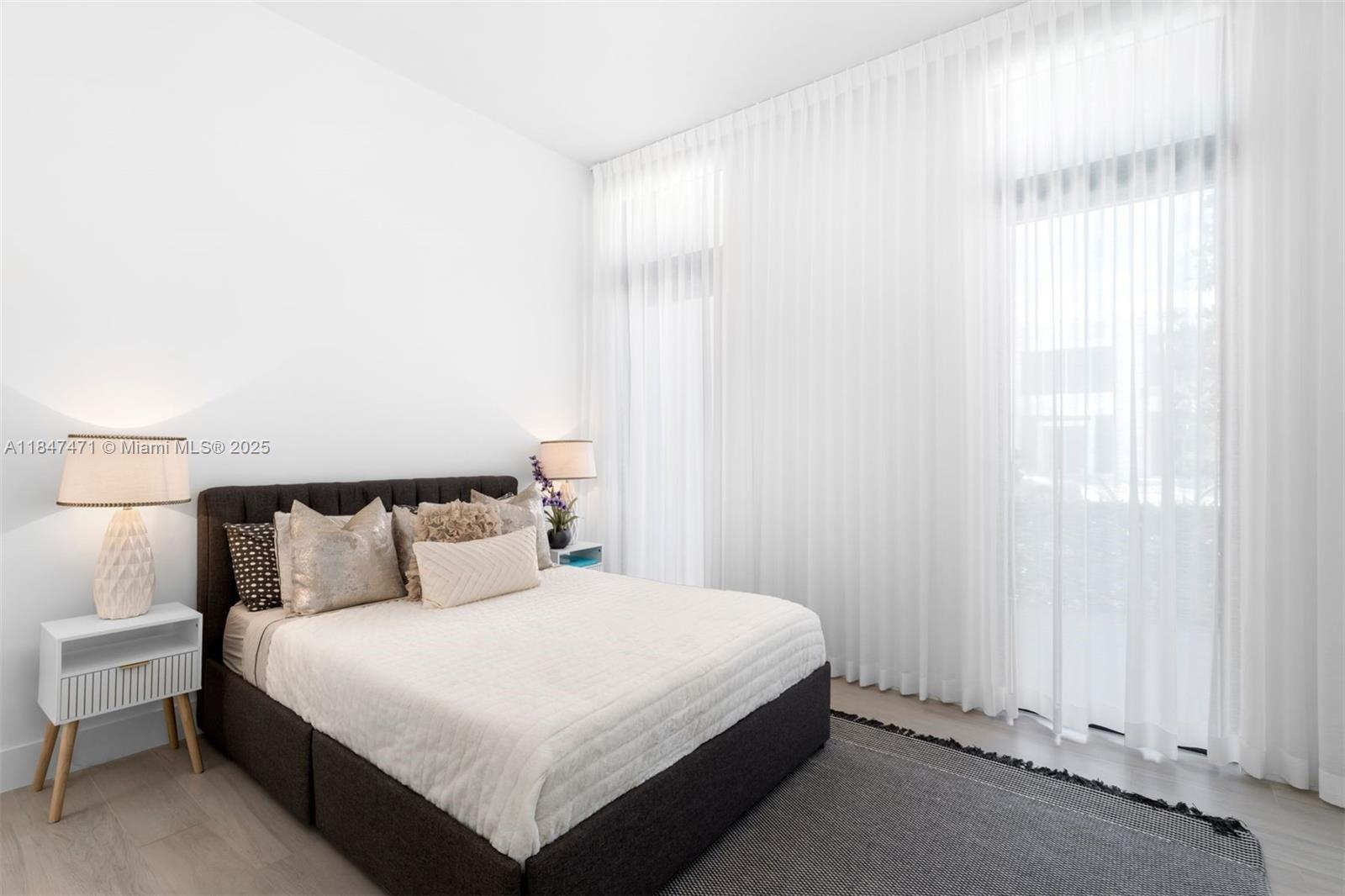 16703 S Botaniko Dr S