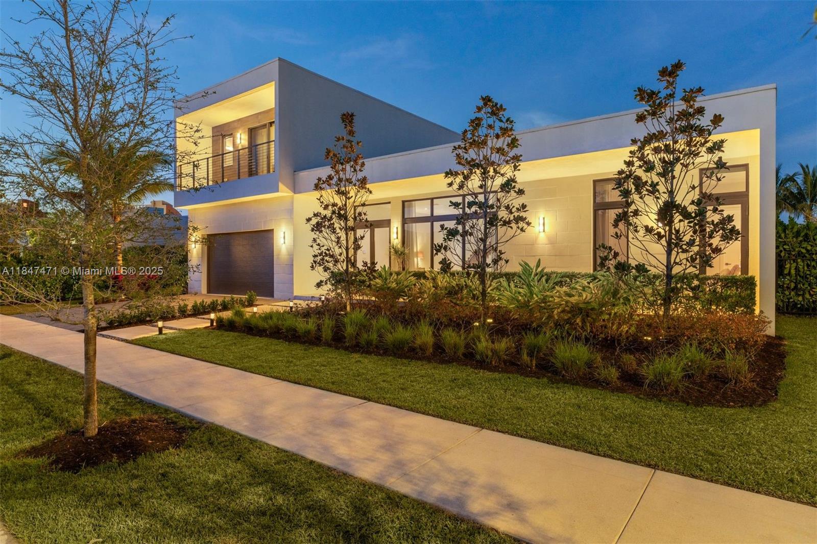 16703 S Botaniko Dr S